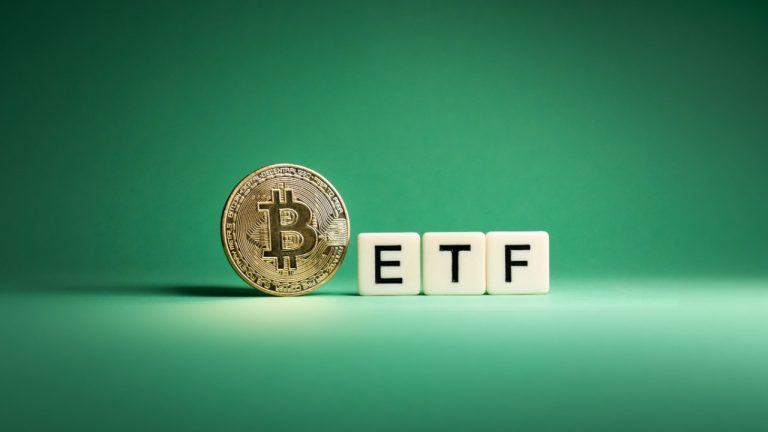 etf-weekly-recap_-consecutive-week-of-outflows-for-bitcoin-etfs-with-559-million-exit-ether-etfs-gain-modest-1-6-million-768x432-1