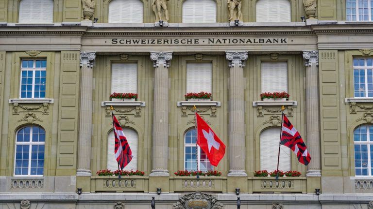 swiss-national-bank-bitcoin-reserve-768x432-1