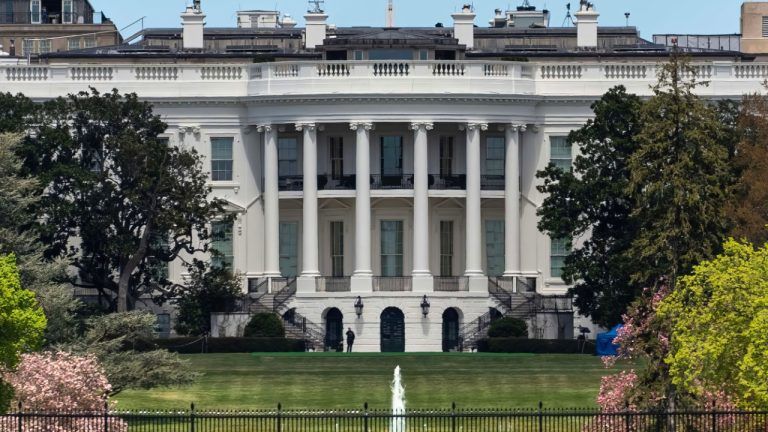 white-house-crypto-summit-768x432-1